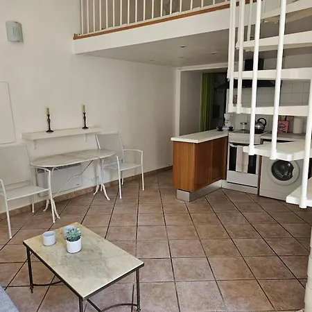 Coeur Du Vieil Studio Duplex 앙티브